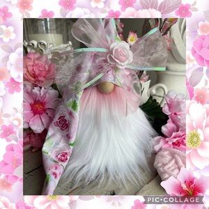 🌸Flower Gnome, Spring Gnome, Easter Gnome, Tier Tray Decor